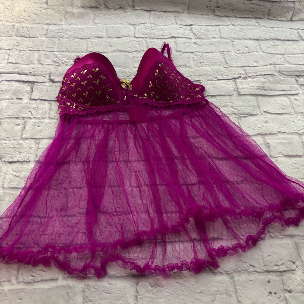 🔵”NWOT” CURVY Elegant Magenta Lace Babydoll